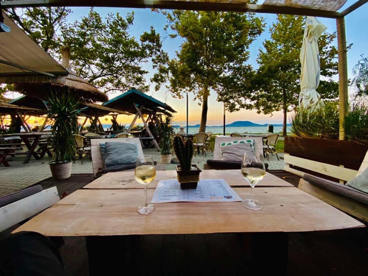 Munkacsy Apartmanok Balatonfenyves Εξωτερικό φωτογραφία