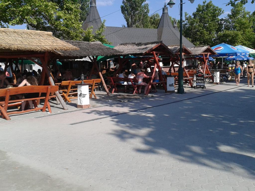 Munkacsy Apartmanok Balatonfenyves Εξωτερικό φωτογραφία